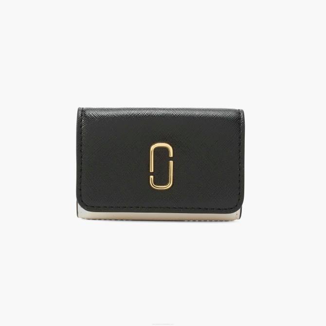 HN66261 Marc Jacobs snapshot key case