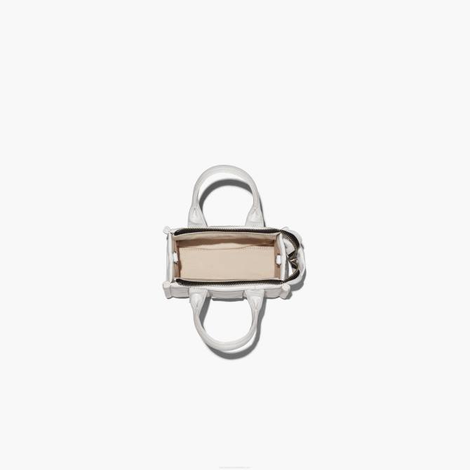 HN66110 Marc Jacobs sjajna mikro torba s naborima